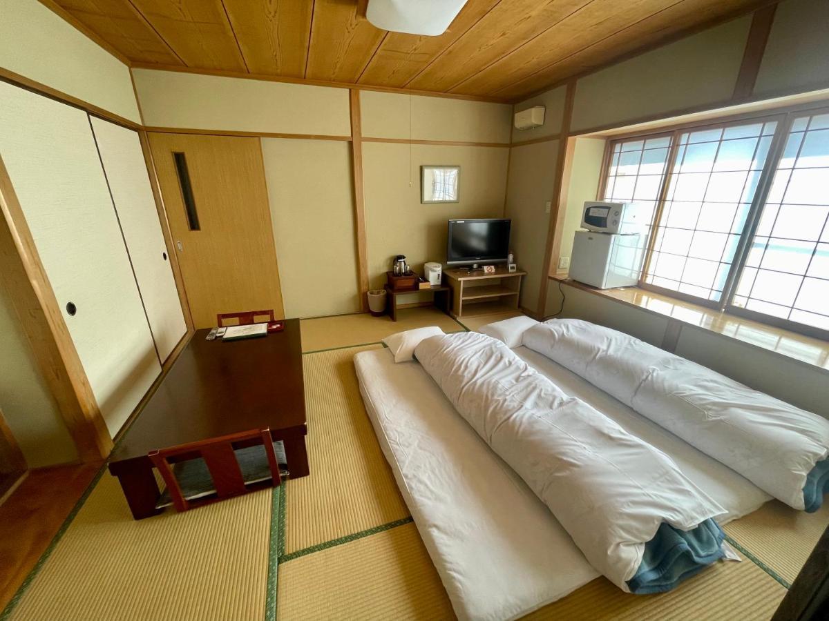 Ryokan Yamanami Yufu Eksteriør bilde