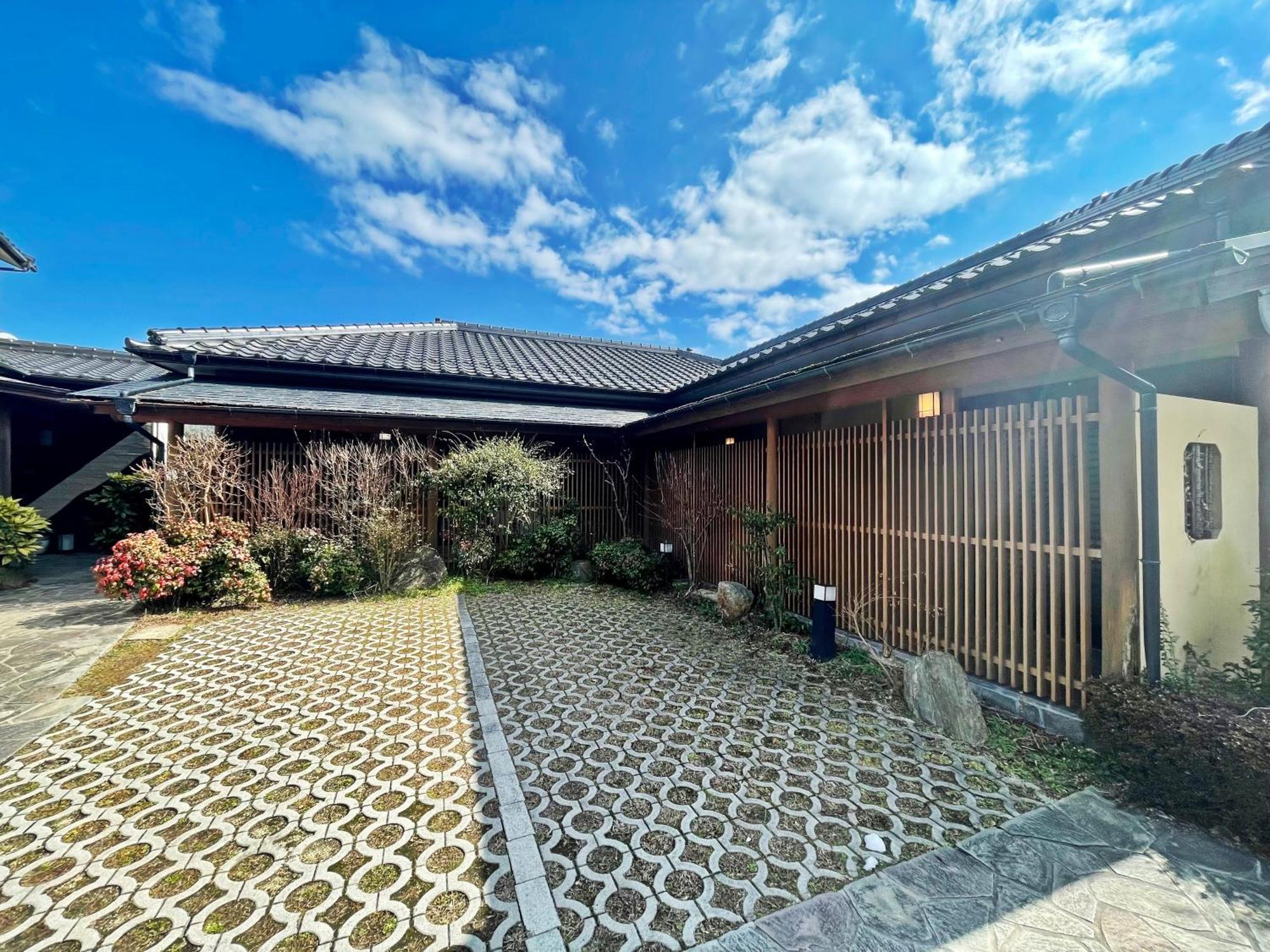 Ryokan Yamanami Yufu Eksteriør bilde