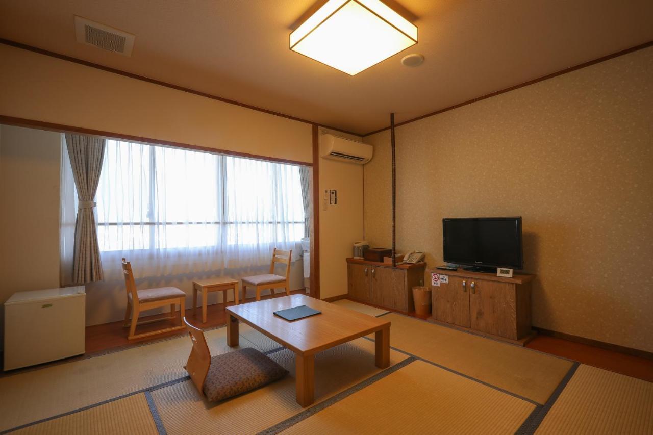 Ryokan Yamanami Yufu Eksteriør bilde